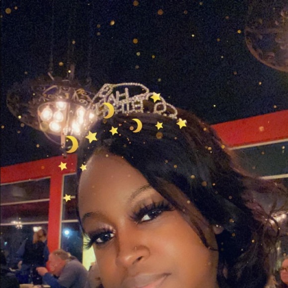 Meet the Posher Other - Meet your Posher, Takeshia